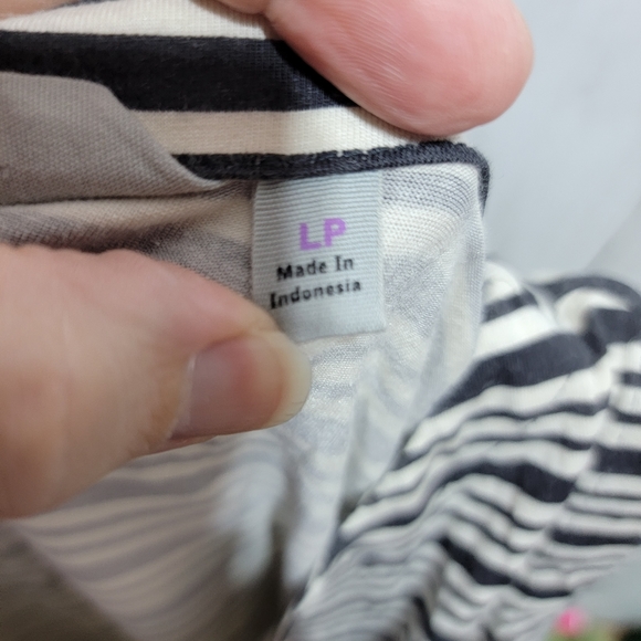 Athleta Women's Tulip Ruched Black Cream Stripe Sleeveless Dress Sz Large Petite - Picture 5 of 7